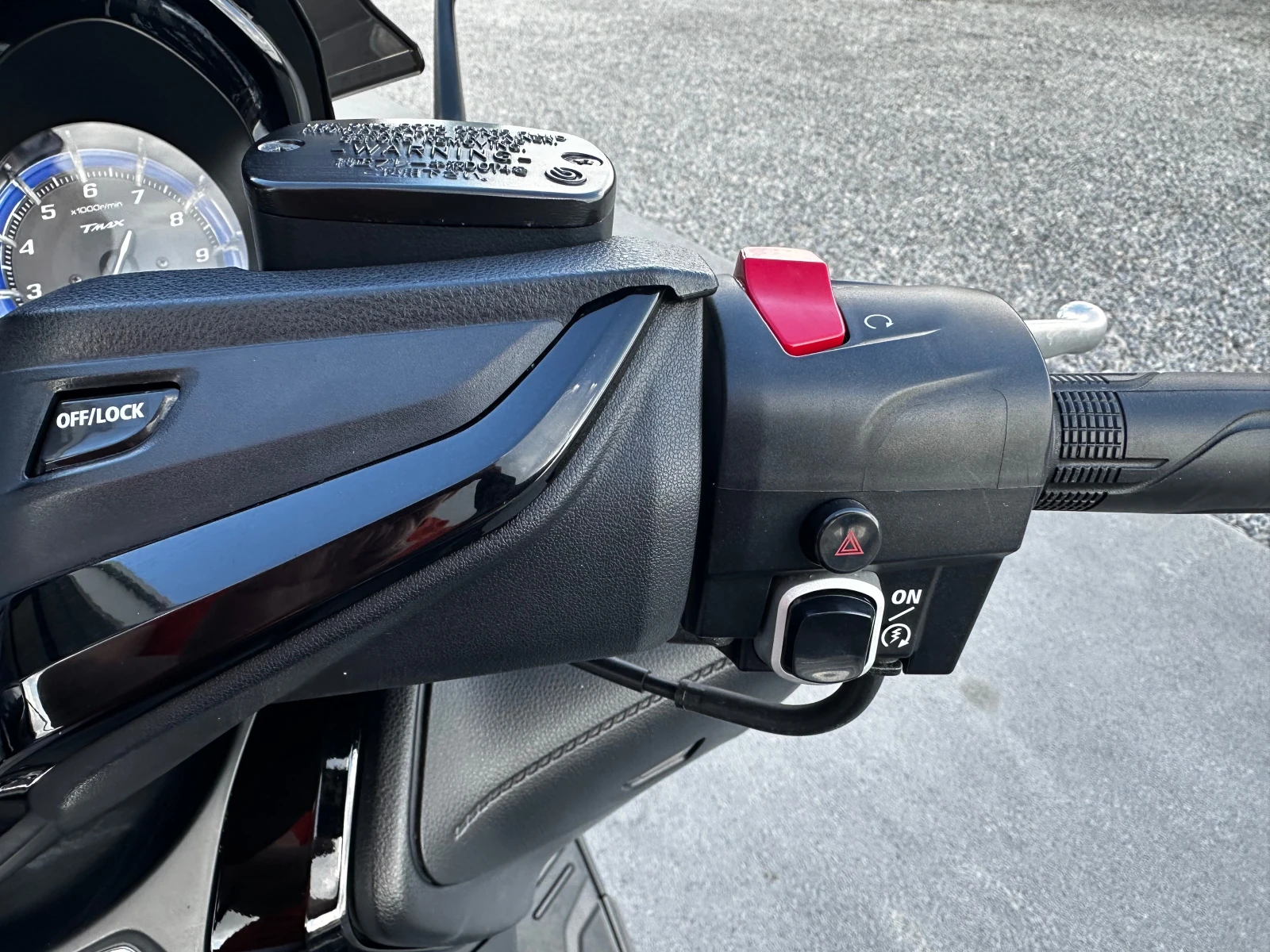 Yamaha T-max 530i КАТО НОВ - изображение 9