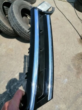 Никели решетка за Фолксваген Туарег 2010-2014г...7P6853651AD..., снимка 3