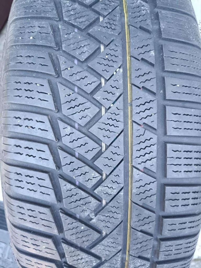 Гуми с джанти Continental 225/65R17, снимка 1 - Гуми и джанти - 47639823