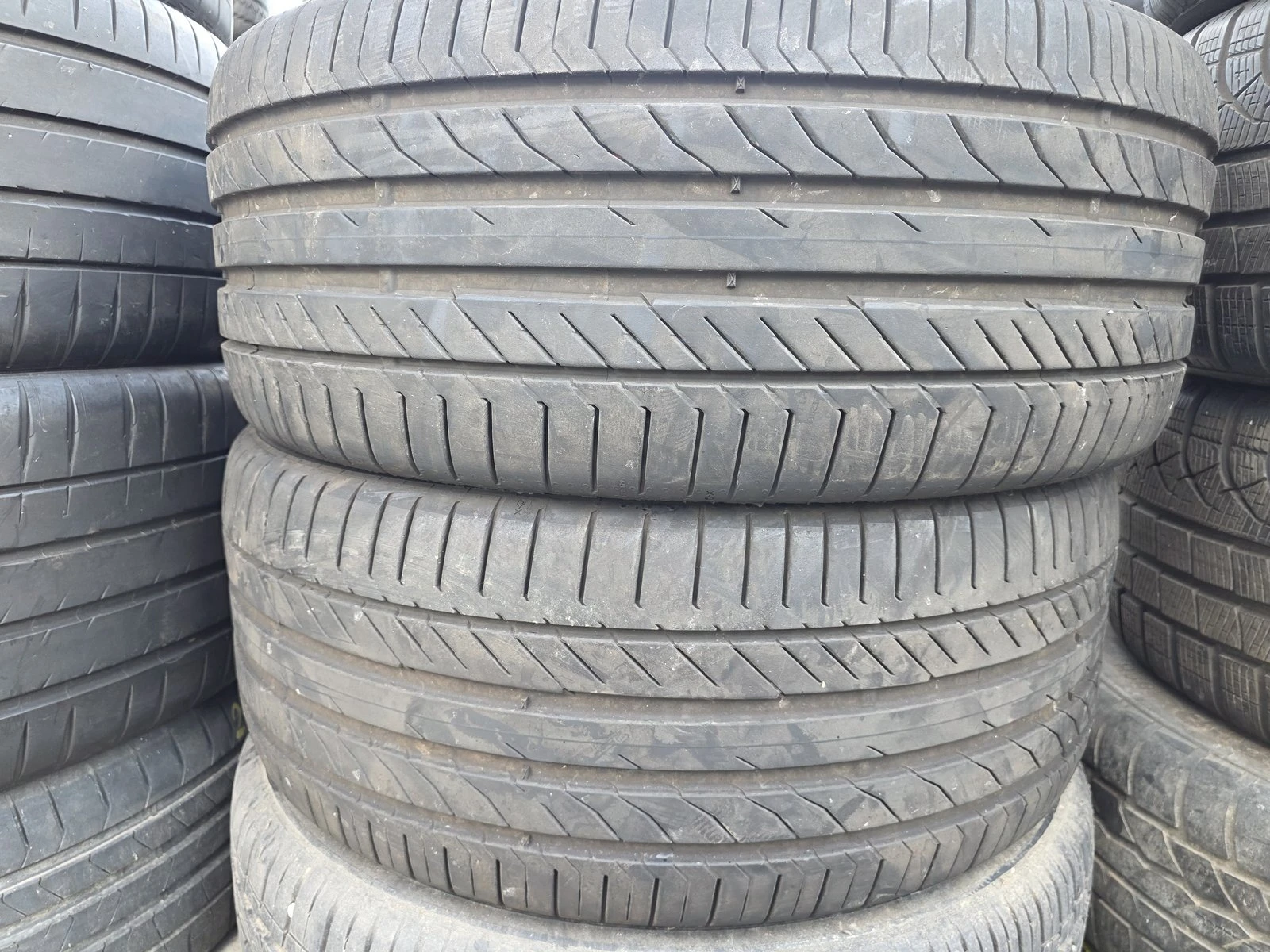 Гуми Летни 255/45R19, снимка 3 - Гуми и джанти - 56731010
