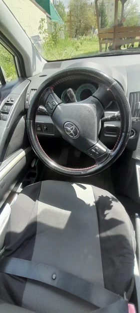 Toyota Corolla verso, снимка 4