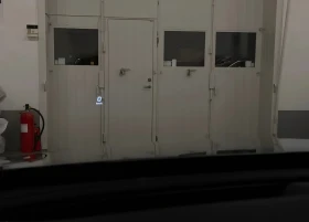 Обява за продажба на Mercedes-Benz E 220 AMG Line* Реал. км.* Нead-UP дисплей ~47 000 лв. - изображение 7 | Auto.bg Обява за продажба на Mercedes-Benz E 220 AMG Line* Реал. км.* Нead-UP дисплей ~47 000 лв. - изображение 7