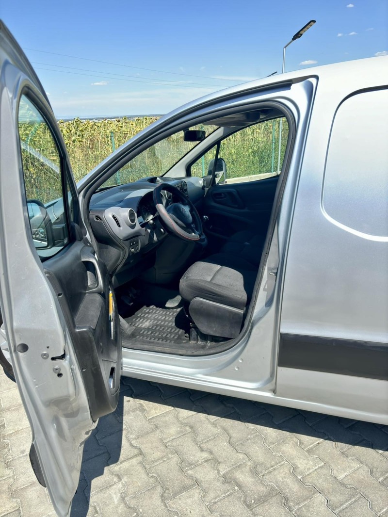 Citroen Berlingo, снимка 7 - Автомобили и джипове - 46550034