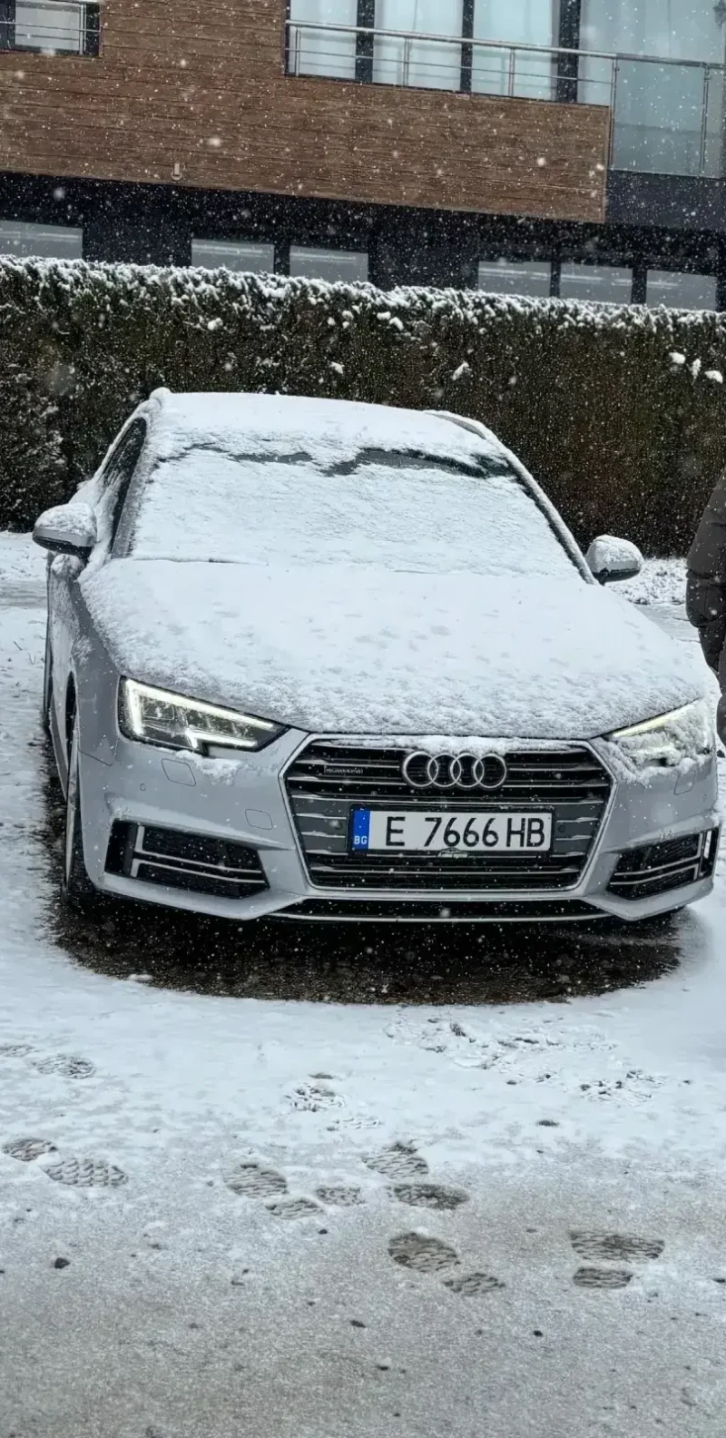 Audi A4 3.0TDI, снимка 1 - Автомобили и джипове - 49341770