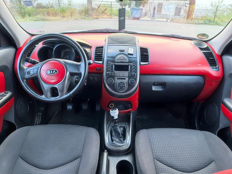 Kia Soul 1.6 Бензин 126 к.с , снимка 5 - Автомобили и джипове - 47251691