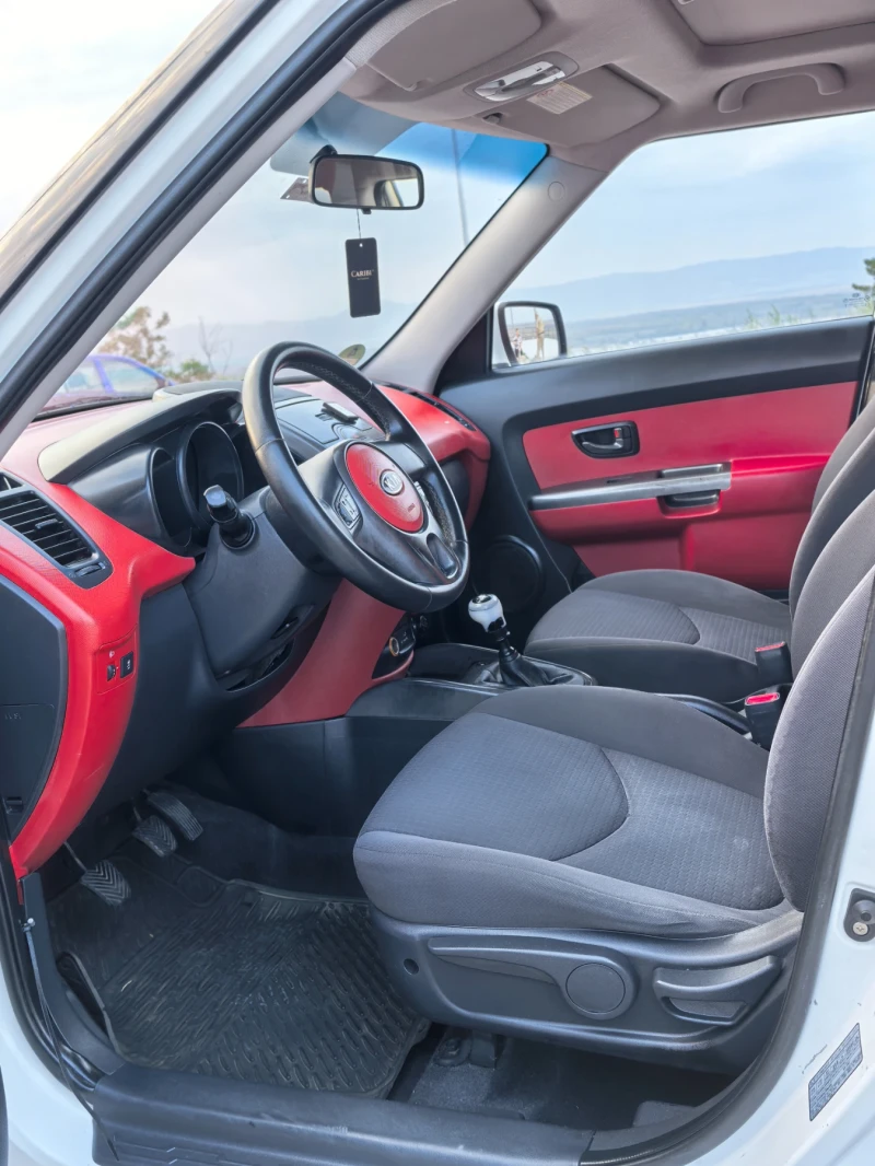 Kia Soul 1.6 Бензин 126 к.с , снимка 8 - Автомобили и джипове - 47251691