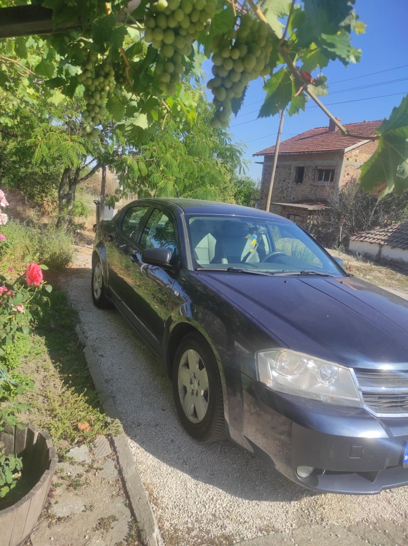 Dodge Avenger SXT, снимка 2 - Автомобили и джипове - 47288126