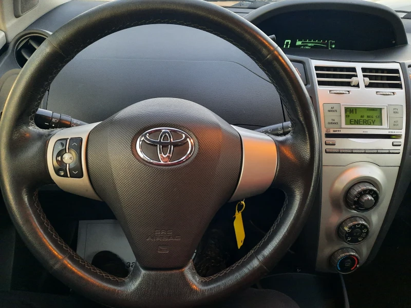 Toyota Yaris 2008ма КАТО НОВА!!, снимка 12 - Автомобили и джипове - 48351511