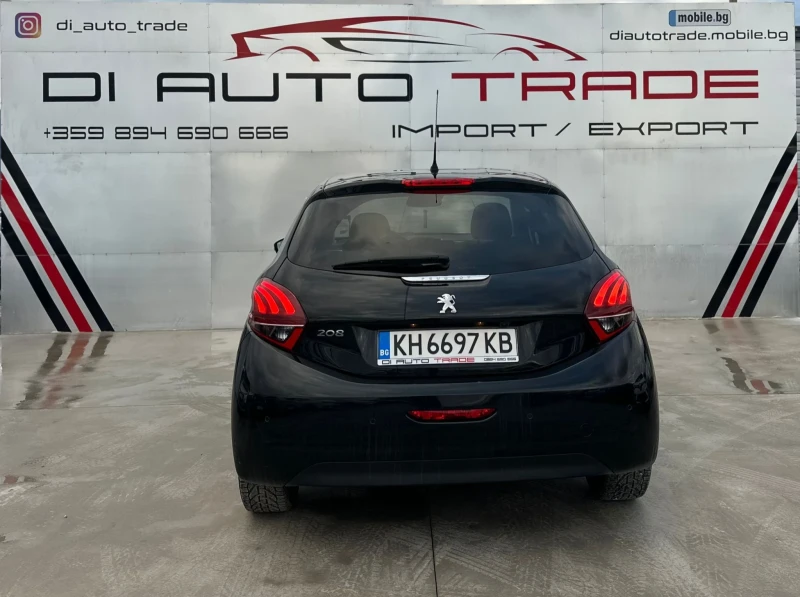 Peugeot 208 1.2 Automatic, снимка 4 - Автомобили и джипове - 48633166