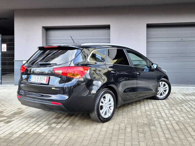 Kia Ceed 1.6, снимка 4 - Автомобили и джипове - 48892174