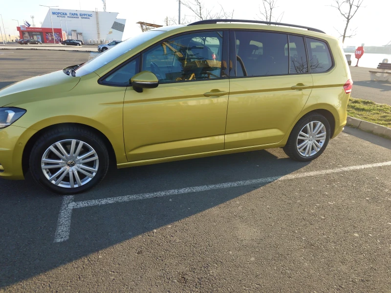 VW Touran Touran, снимка 5 - Автомобили и джипове - 49427024