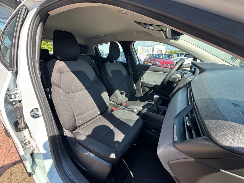 Renault Clio V Tce 100 BVM5 S&S, снимка 13 - Автомобили и джипове - 51120782