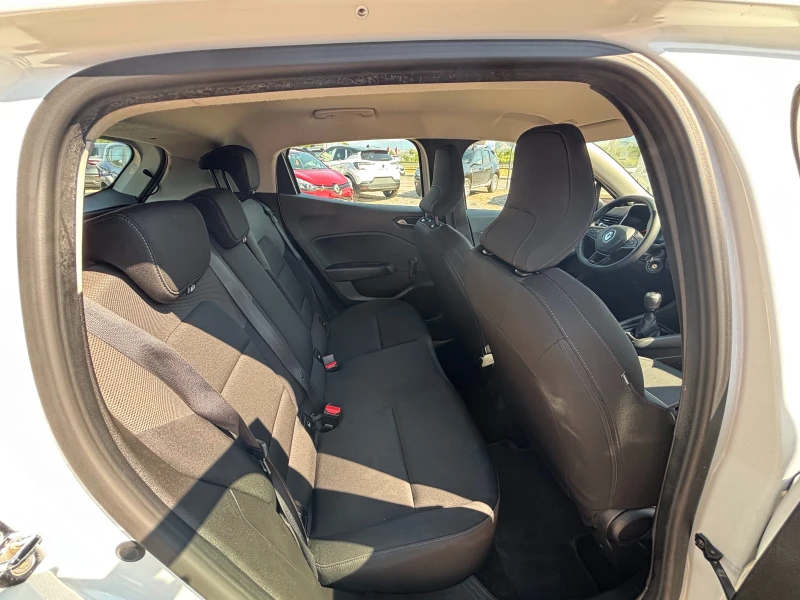Renault Clio V Tce 100 BVM5 S&S, снимка 9 - Автомобили и джипове - 51120782