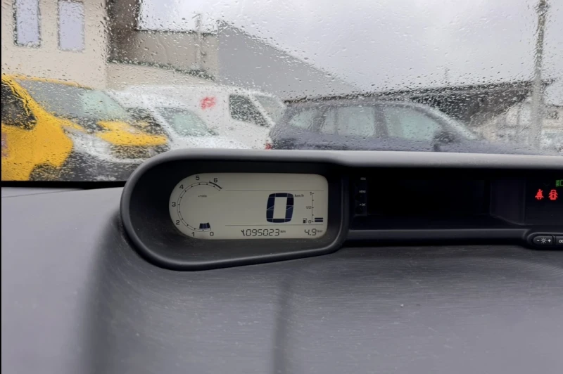 Citroen C3 Picasso 1.4i / 95.000км - Сервизна история, снимка 7 - Автомобили и джипове - 51879358