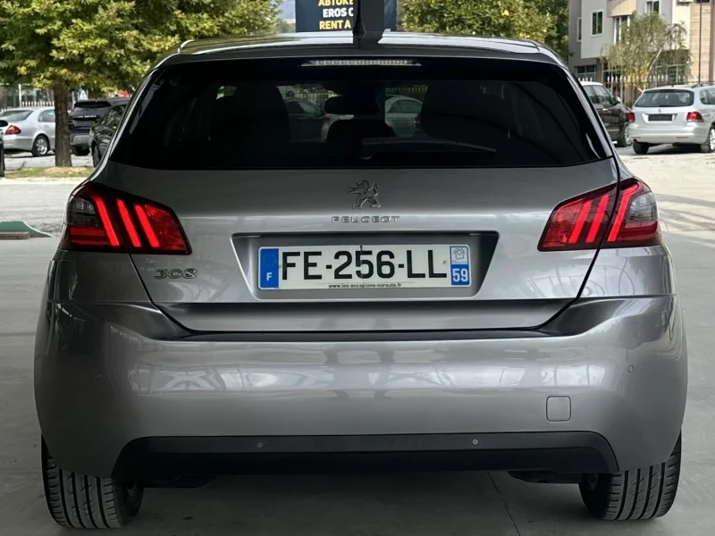 Peugeot 308 1.2/PureTech/Style, снимка 6 - Автомобили и джипове - 52132251