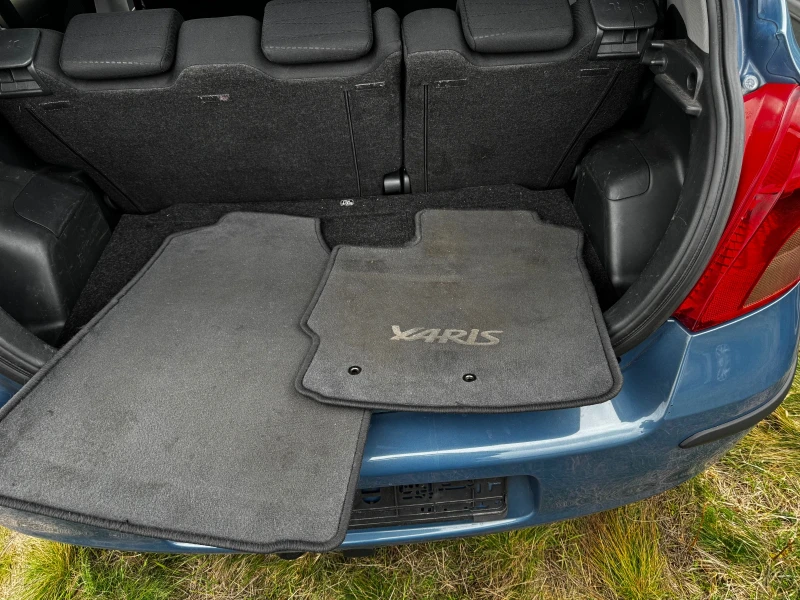 Toyota Yaris 1.4 D4D, снимка 5 - Автомобили и джипове - 52646342