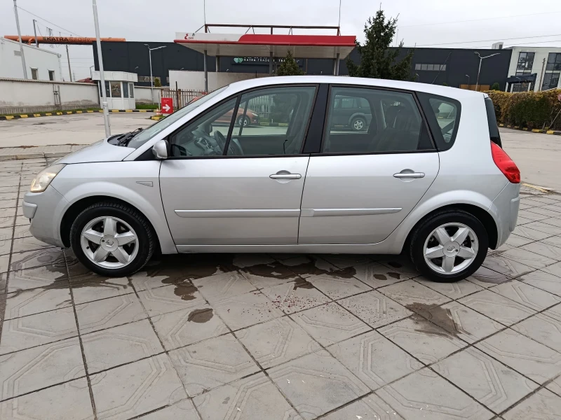Renault Scenic 1.6 Бензин ГАЗ, снимка 2 - Автомобили и джипове - 52579066