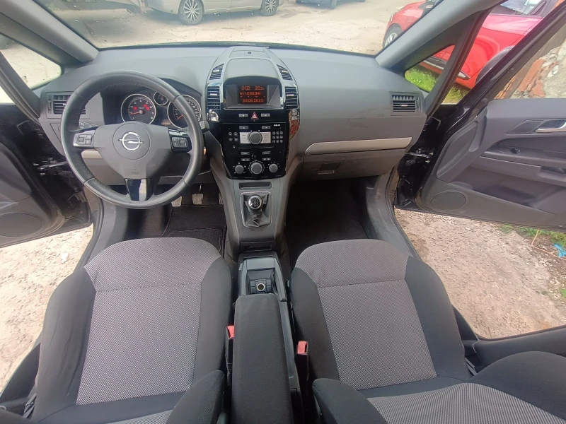 Opel Zafira 1.6Turbo 150hp, снимка 4 - Автомобили и джипове - 53132687