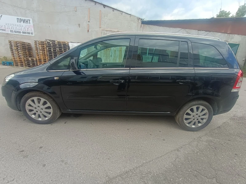 Opel Zafira 1.6Turbo 150hp, снимка 6 - Автомобили и джипове - 53132687