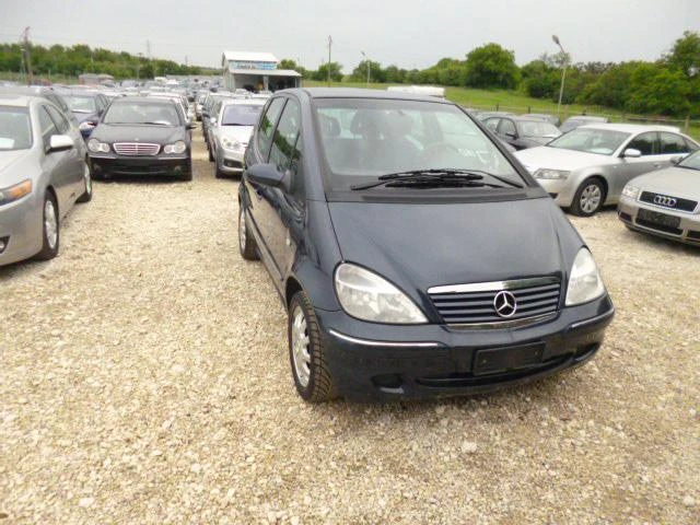 Mercedes-Benz A 140 1.4i 132 000,TOP, снимка 10 - Автомобили и джипове - 14584890