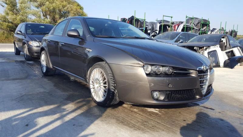 Alfa Romeo 159 1.9d 150к.с. 2Броя, снимка 2 - Автомобили и джипове - 26657961