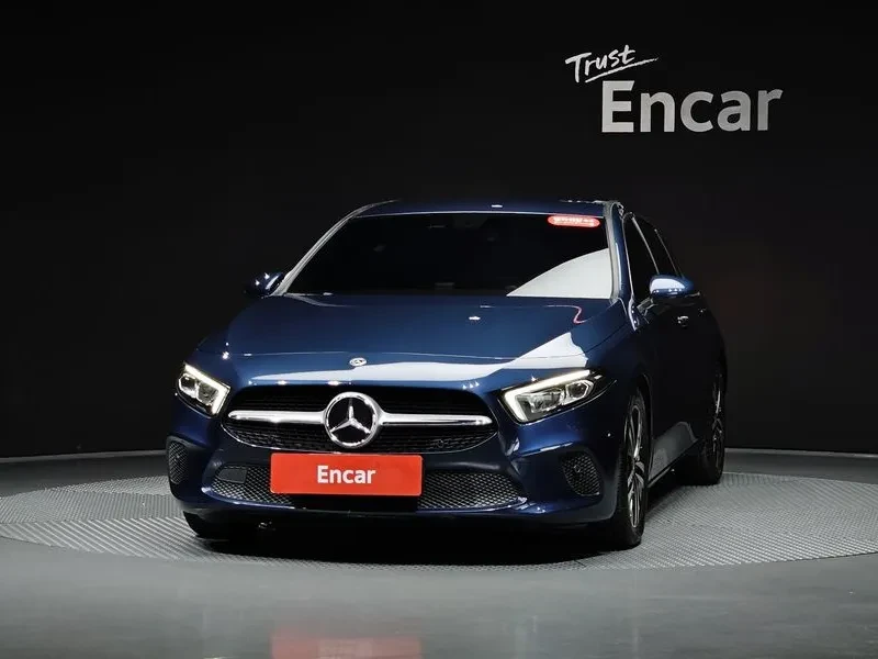 Mercedes-Benz A 220, снимка 2 - Автомобили и джипове - 56016806