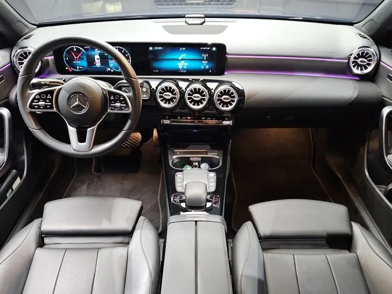Mercedes-Benz A 220, снимка 6 - Автомобили и джипове - 56016806