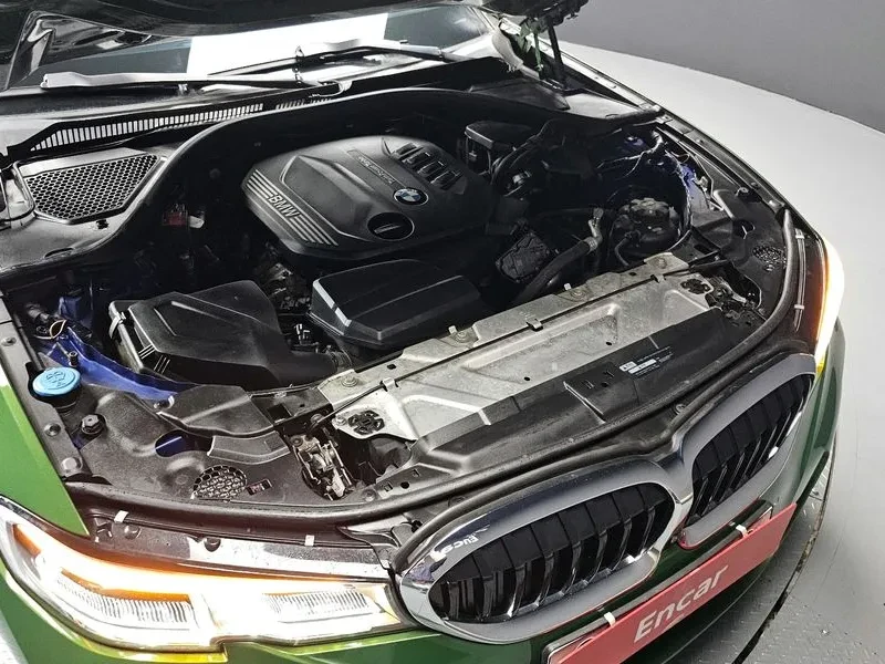 BMW 320 D M Sports, снимка 6 - Автомобили и джипове - 56162351