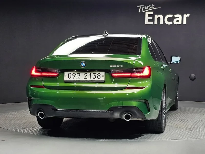 BMW 320 D M Sports, снимка 4 - Автомобили и джипове - 56162351