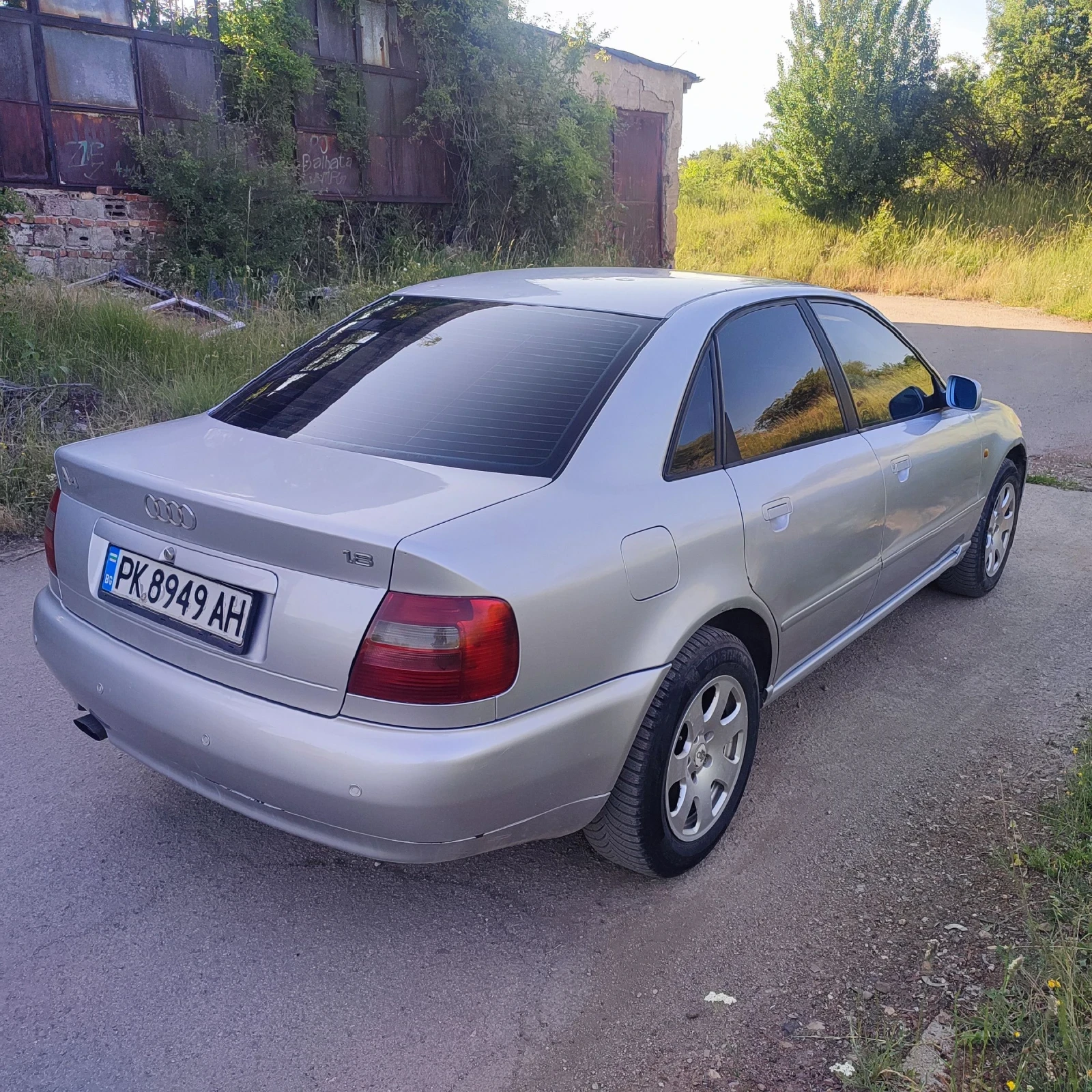 Audi A4 1.8 - изображение 4