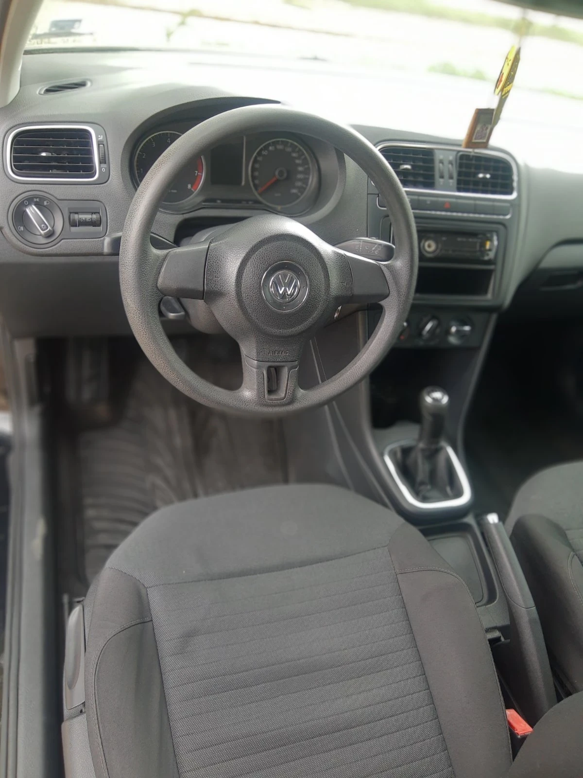 VW Polo 1.4 I с газ - изображение 8