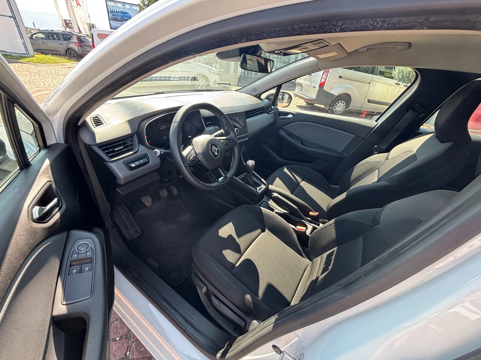 Renault Clio V Tce 100 BVM5 S&S | Mobile.bg   14