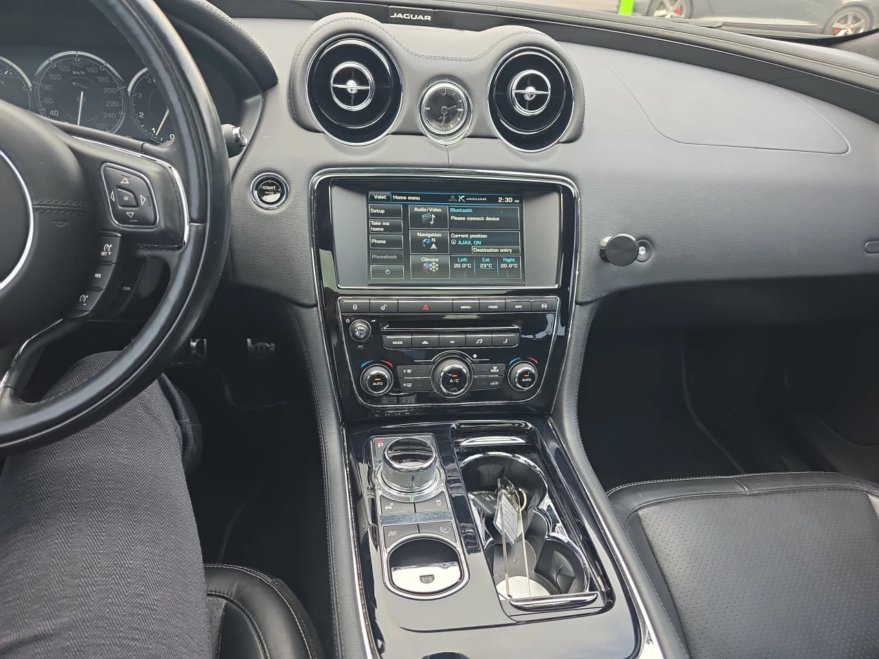 Jaguar Xj CARFAX* АВТОФИНАНСИРАНЕ* БЕЗ ПЪРВОНАЧАЛНА ВНОСКА*  - изображение 9