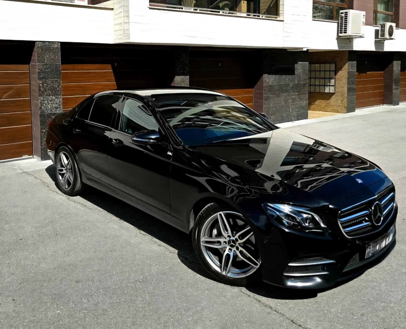 Mercedes-Benz E 220 AMG Line* . .* ead-UP  | Mobile.bg   3