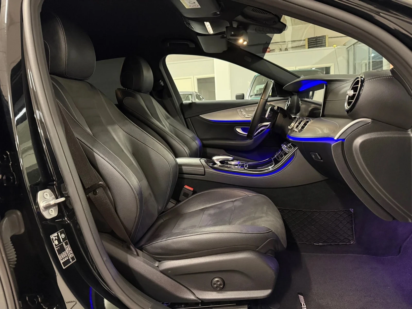 Mercedes-Benz E 220 AMG Line* . .* ead-UP  | Mobile.bg   16