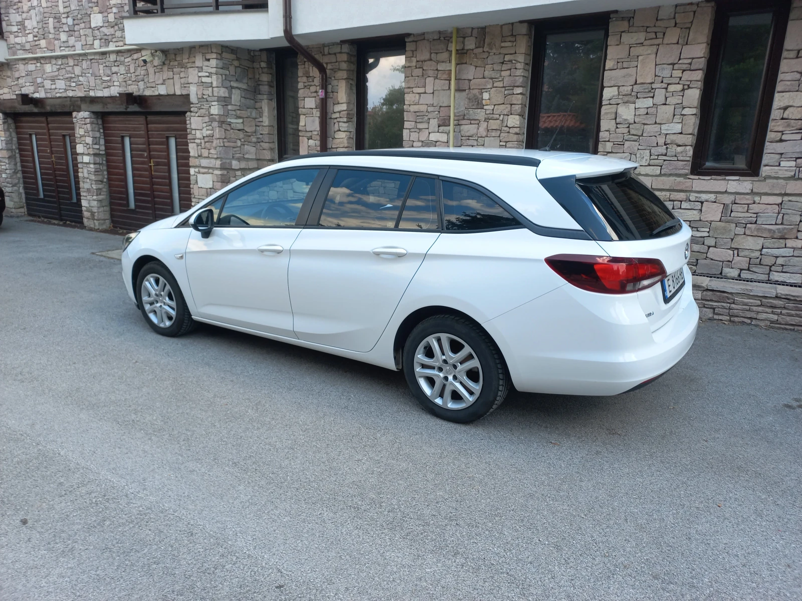 Opel Astra 1.6 CDTI - изображение 4