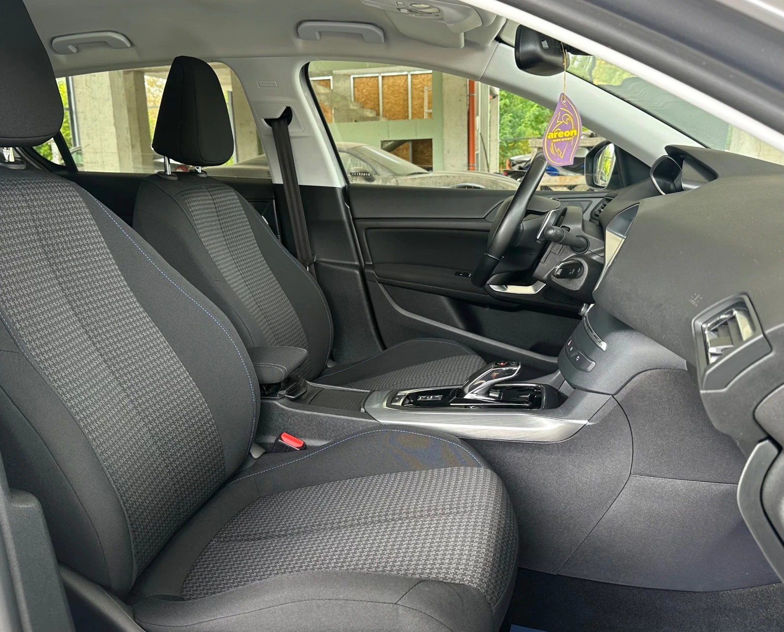 Peugeot 308 1.2/PureTech/Style | Mobile.bg — изображение 15