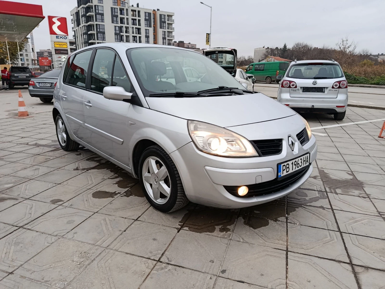 Renault Scenic 1.6 Бензин ГАЗ - изображение 8