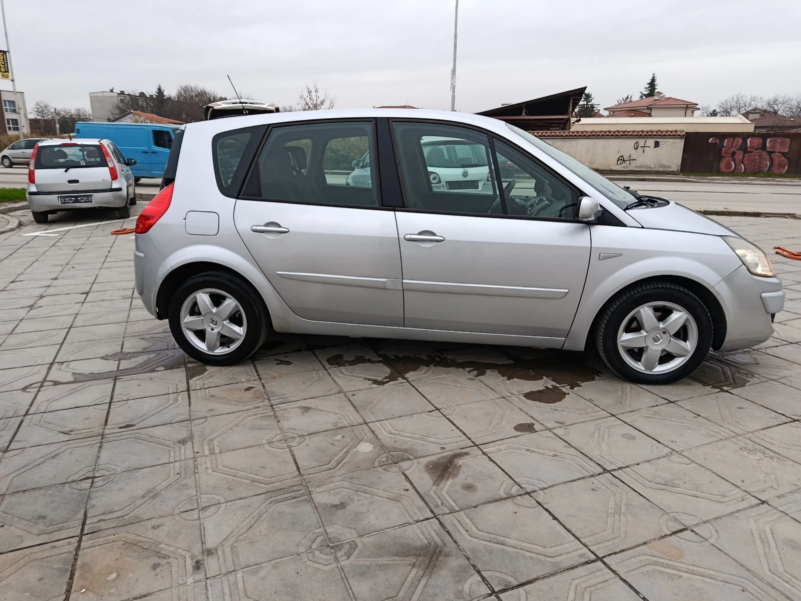 Renault Scenic 1.6 Бензин ГАЗ - изображение 6