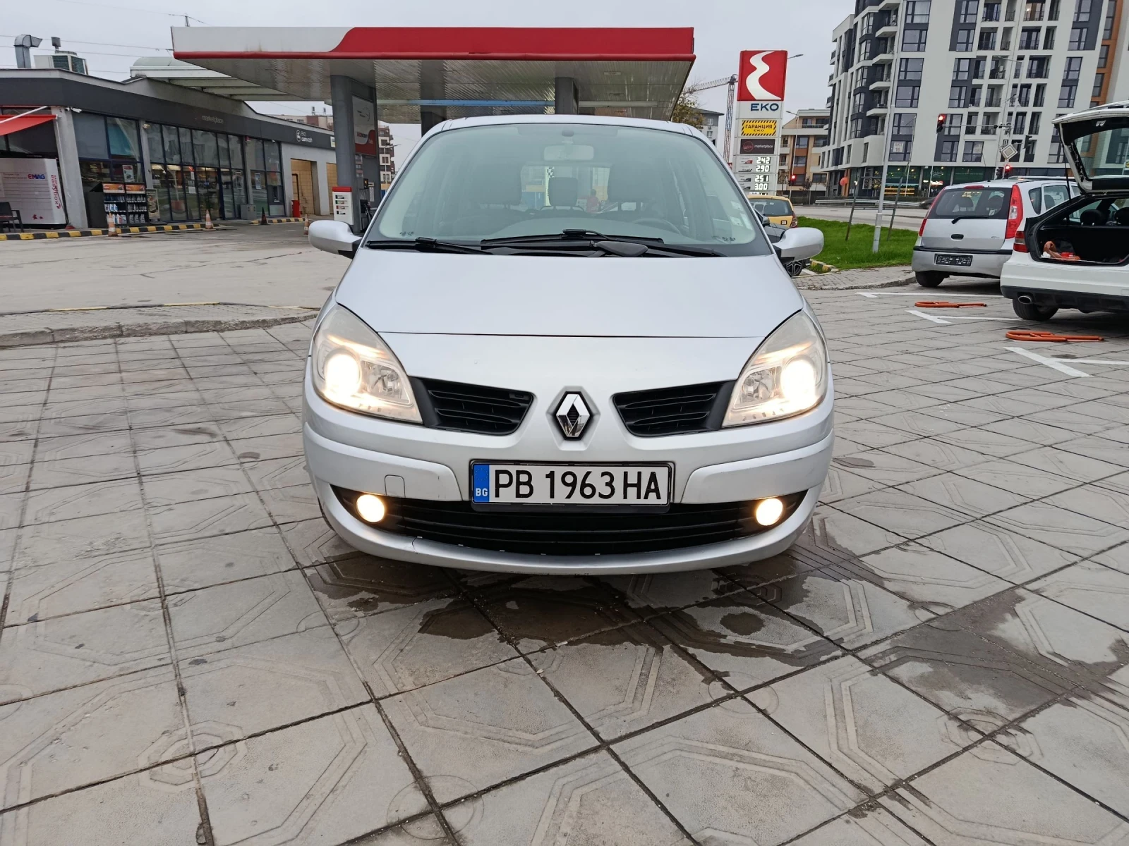 Renault Scenic 1.6 Бензин ГАЗ - изображение 9