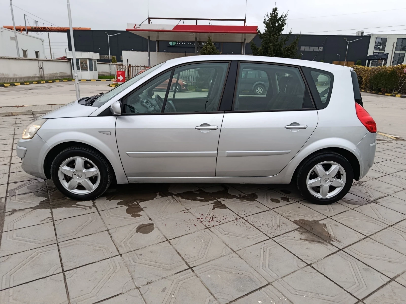 Renault Scenic 1.6 Бензин ГАЗ - изображение 2