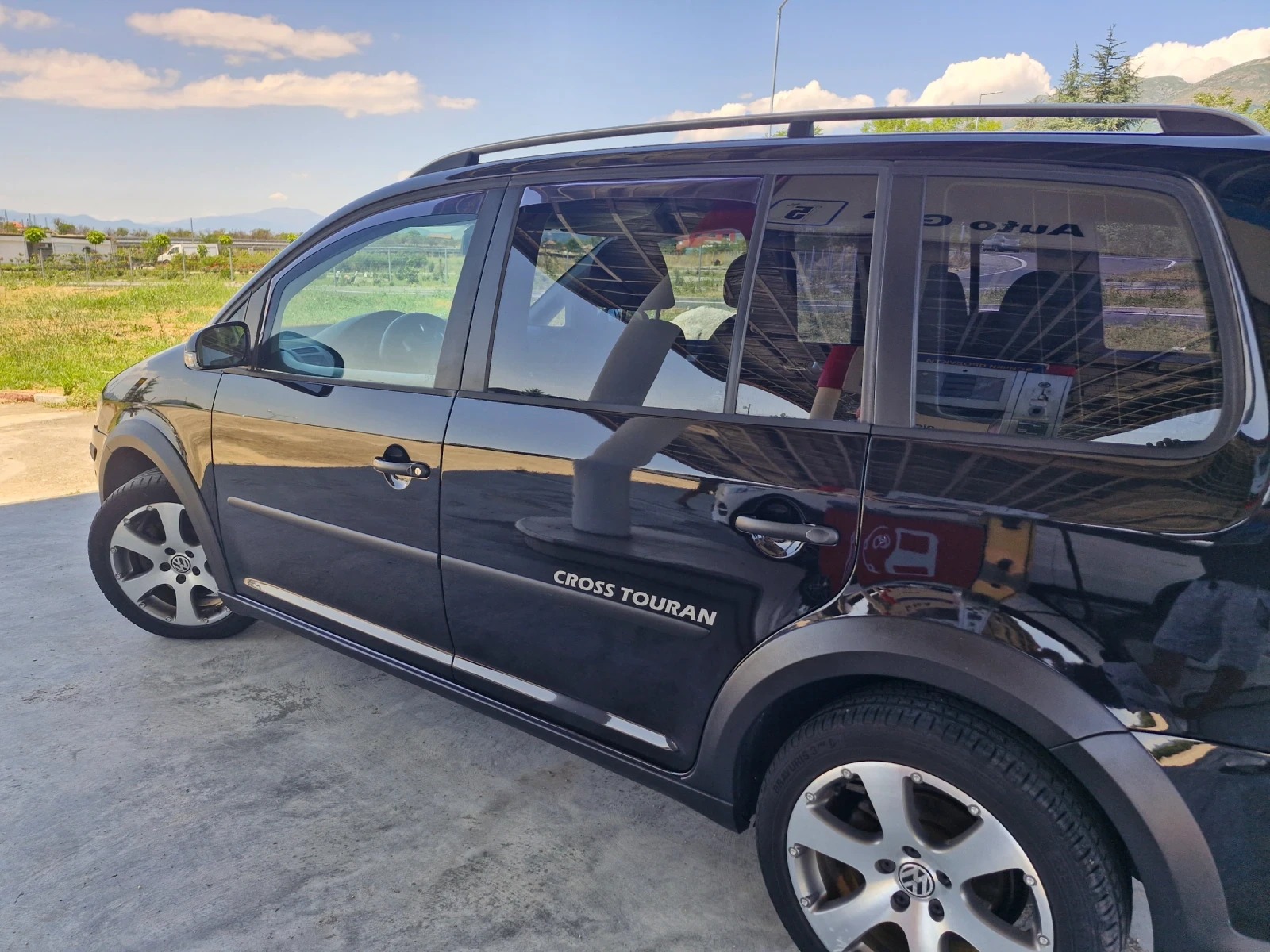 VW Touran 2.0 TDI CROSS TOURAN 170KS | Mobile.bg � ����������� 11