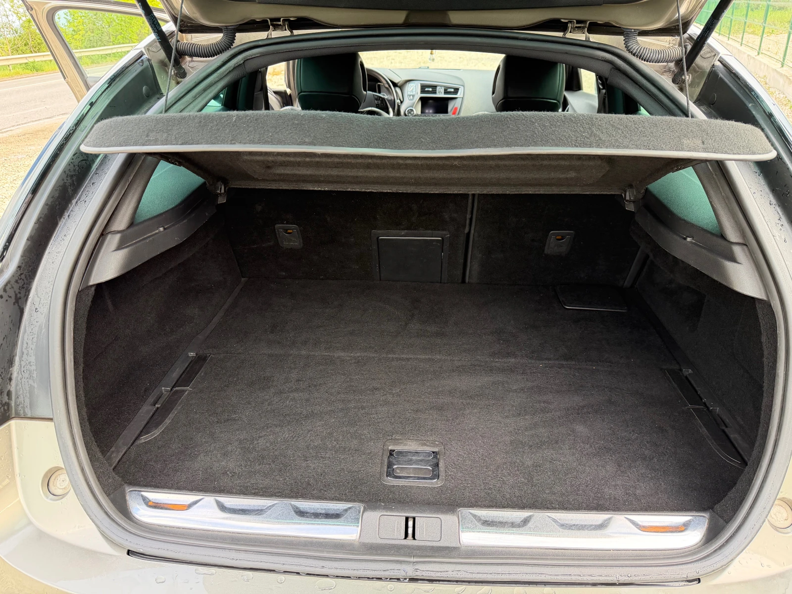 Citroen DS5 2.0HDi/163p.s-Hybrid 4/Navi/Kamera-4x4!!! | Mobile.bg � ����������� 14