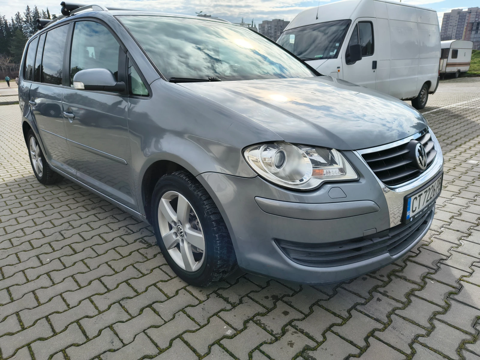 VW Touran 2.0 TDI  BMM - изображение 3