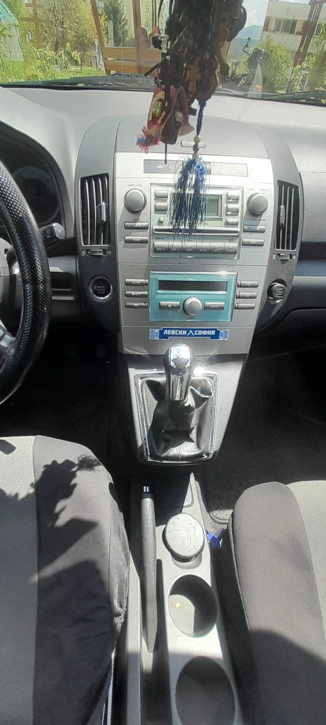 Toyota Corolla verso  - изображение 3