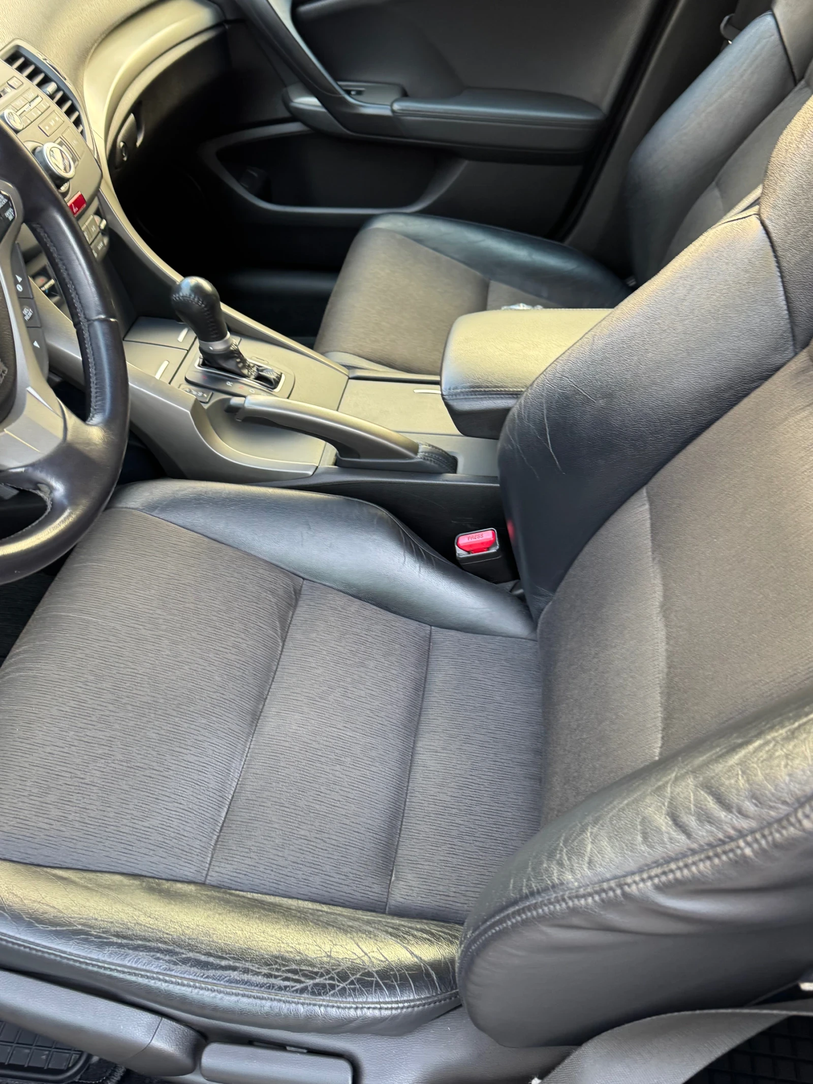 Honda Accord, снимка 14 - Автомобили и джипове - 53627053