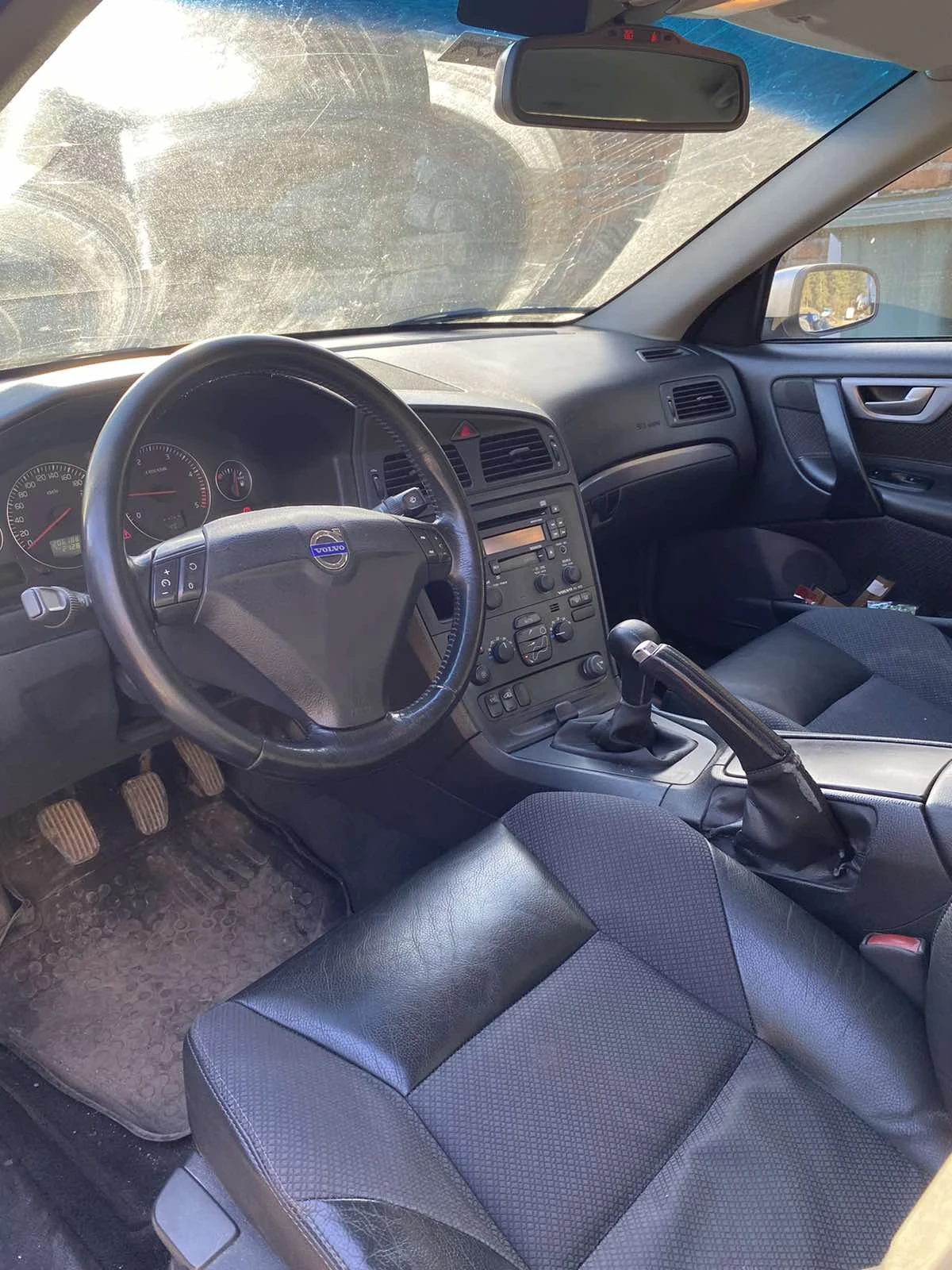 Volvo S60 2.4 D5 , снимка 4 - Автомобили и джипове - 53926670