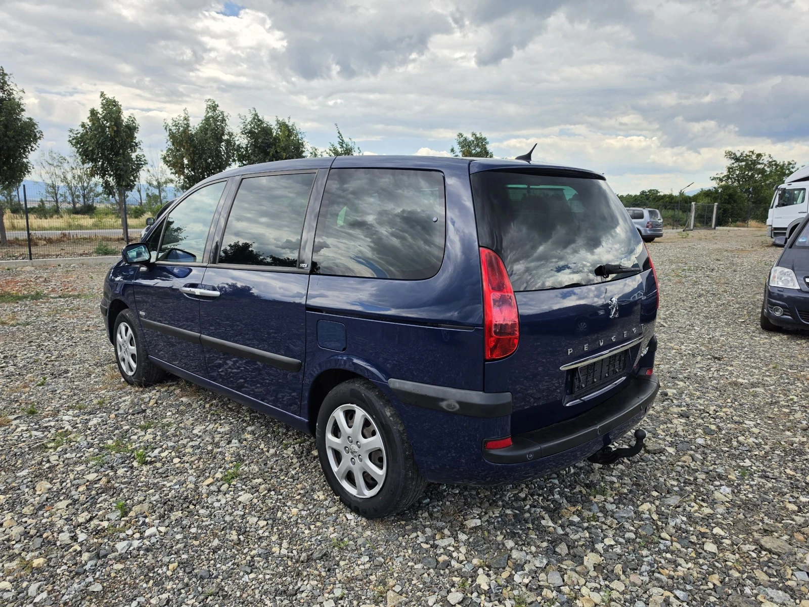 Peugeot 807 2.2HDI 128 7 места, снимка 4 - Автомобили и джипове - 53935355