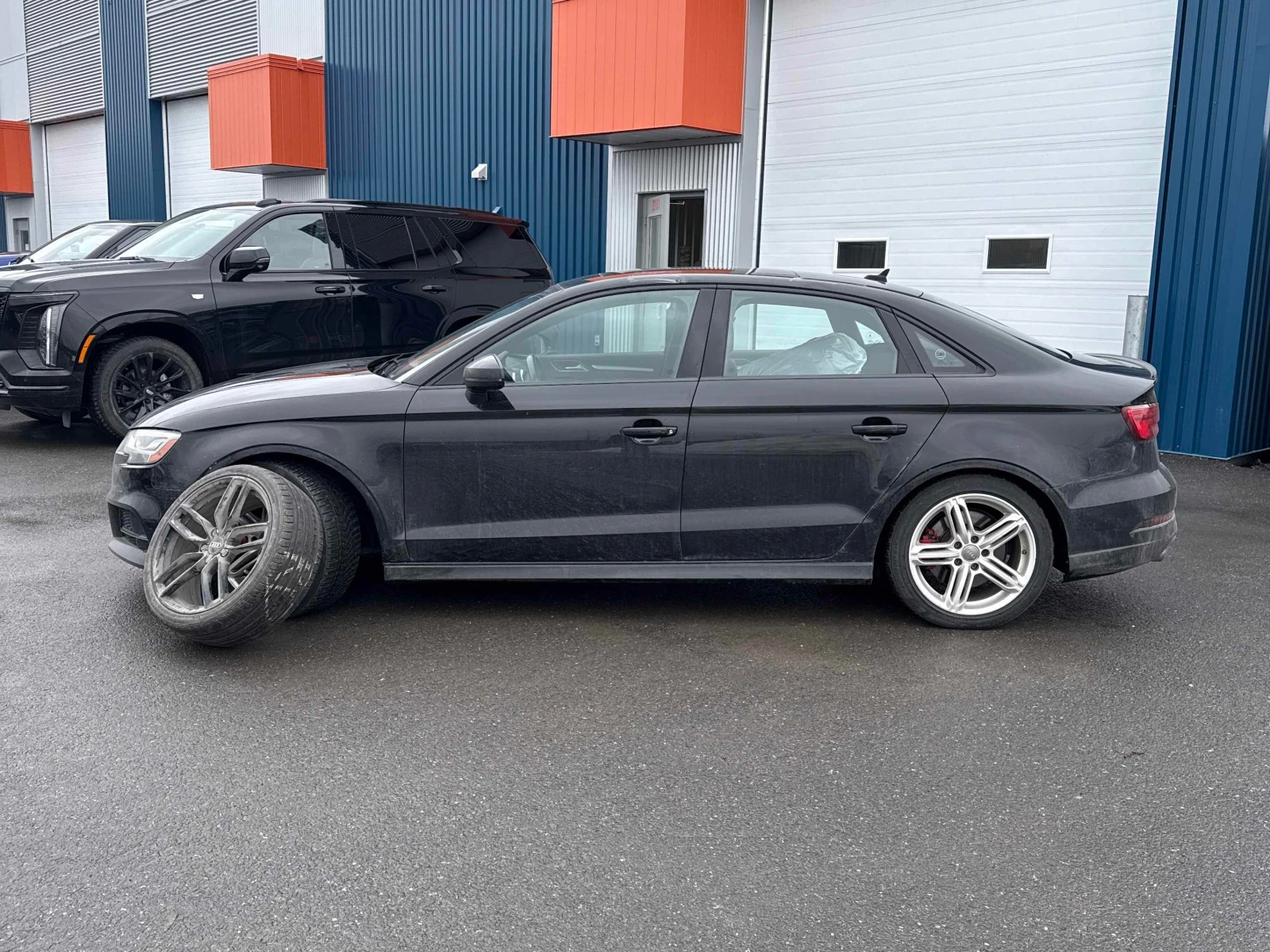 Audi S3 2.0T TECHNIK * * CAMERA * * CARFAX * *  , снимка 3 - Автомобили и джипове - 54046278