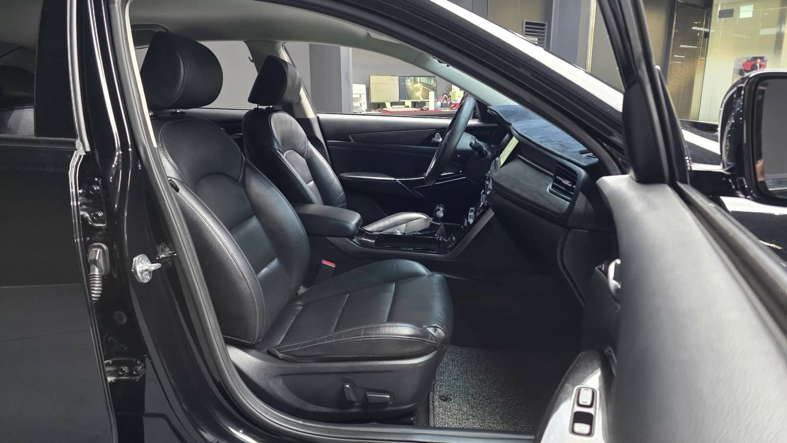 Kia K7 3.0LPI TRENDY autogeorge.com | Mobile.bg � ����������� 11